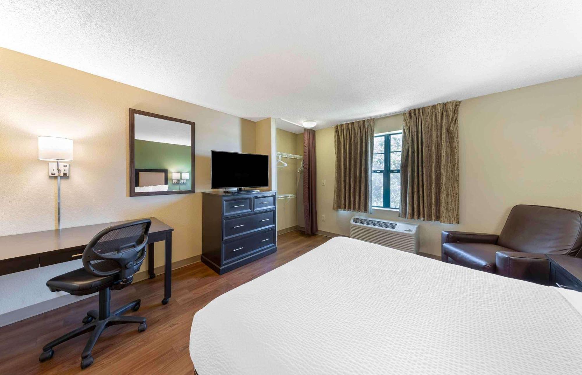 Extended Stay America Select Suites - Gainesville - I-75 Bagian luar foto