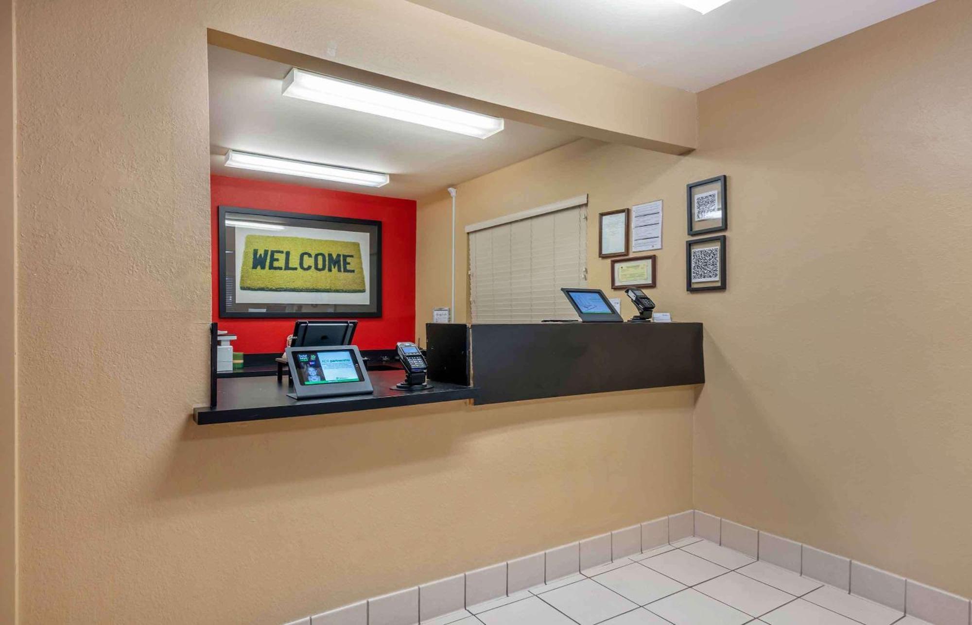 Extended Stay America Select Suites - Gainesville - I-75 Bagian luar foto